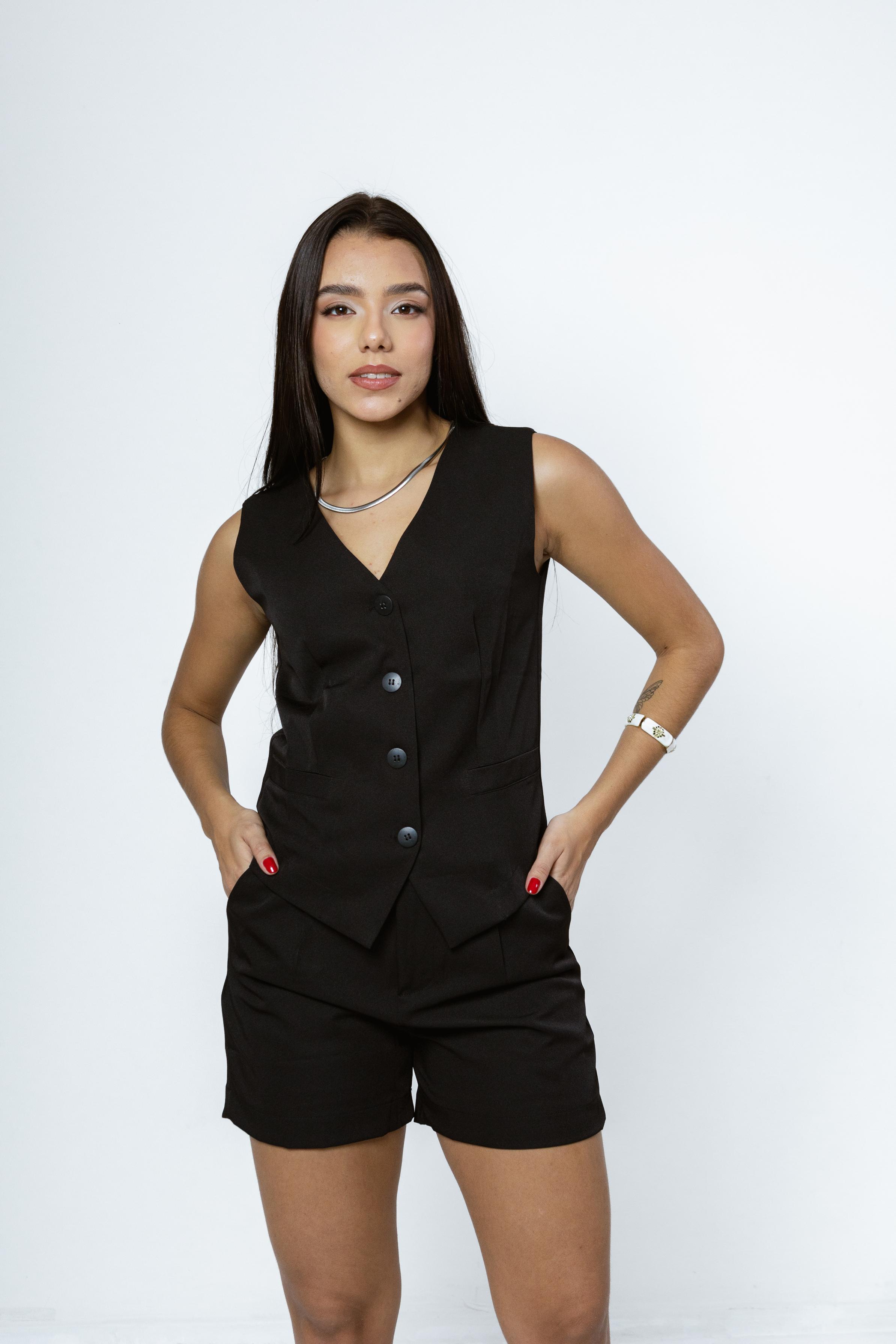 Bermuda Alfaiataria Reta Júlia