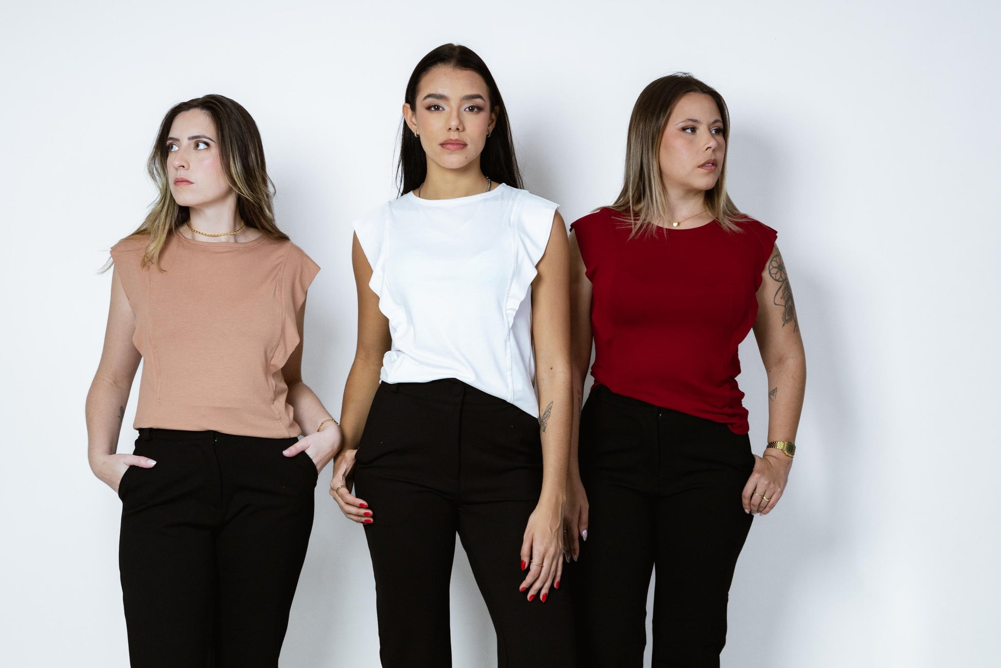 Regata Acinturada Babado Nina